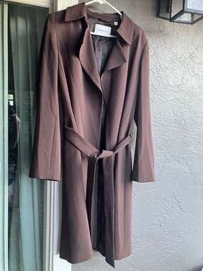 Babaton The Splendor Trench Coat in Crepette - Dark Brown